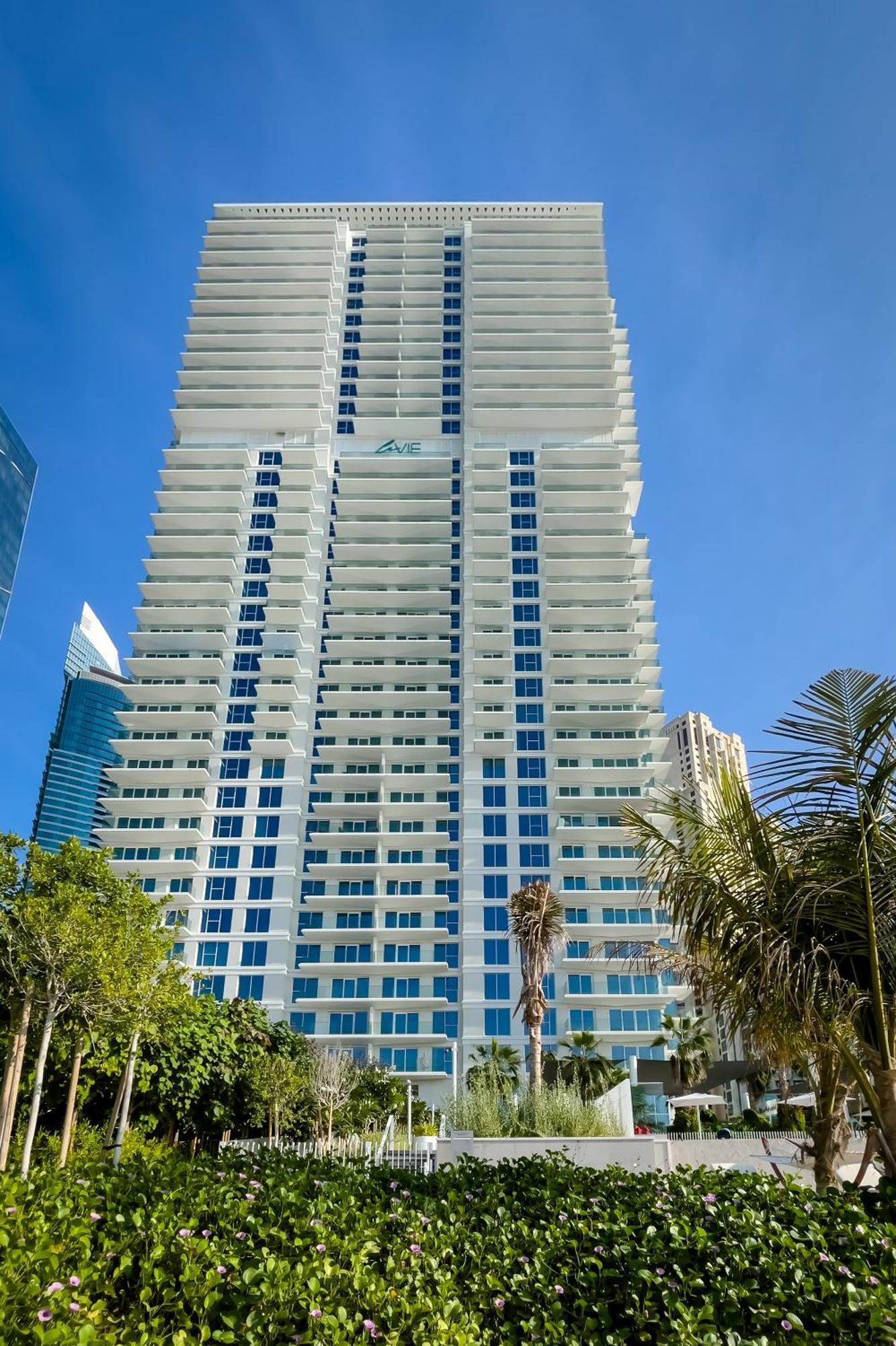 Private Beach La Vie Jbr 2br By Stellium Apartment